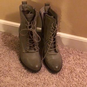 Like new Grey booties